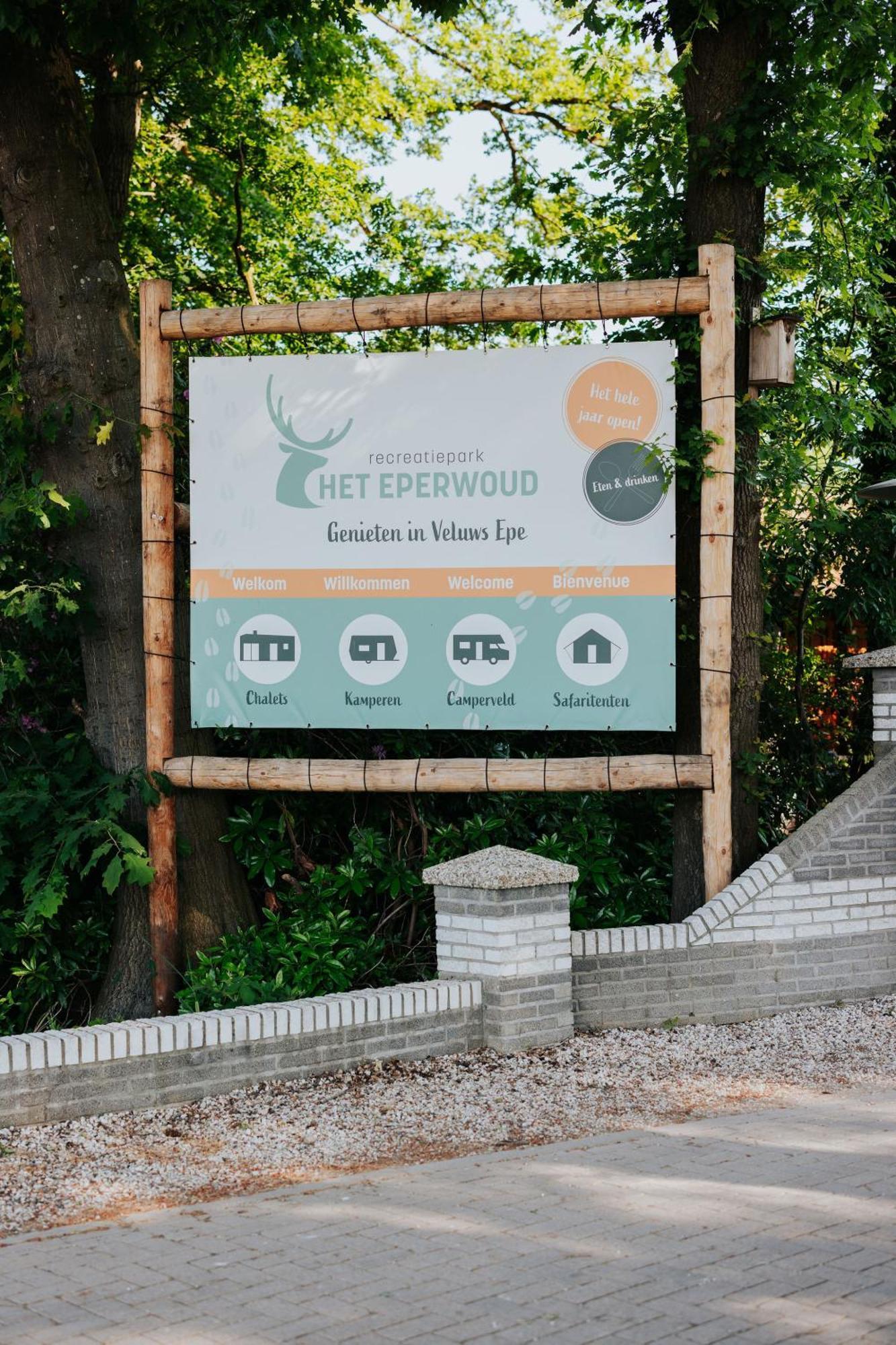Knus Gezinsverblijf In Cosi Tiny House Op De Veluwe Epe Bagian luar foto
