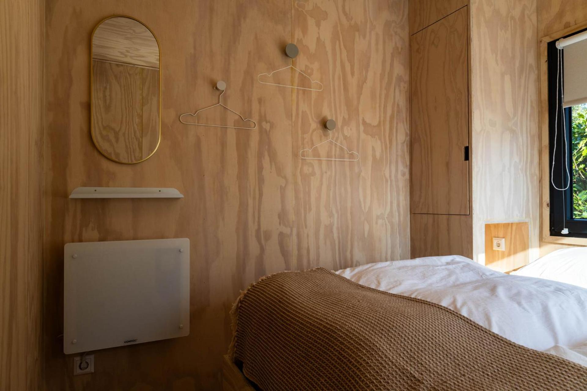 Knus Gezinsverblijf In Cosi Tiny House Op De Veluwe Epe Bagian luar foto