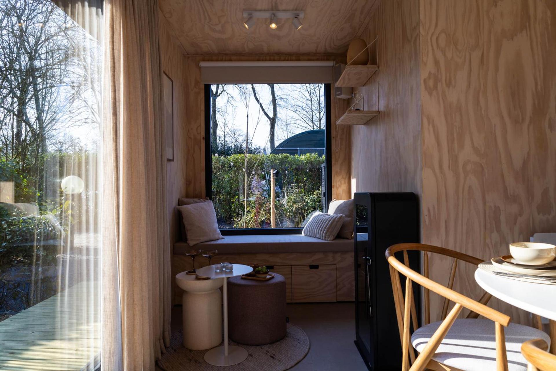 Knus Gezinsverblijf In Cosi Tiny House Op De Veluwe Epe Bagian luar foto